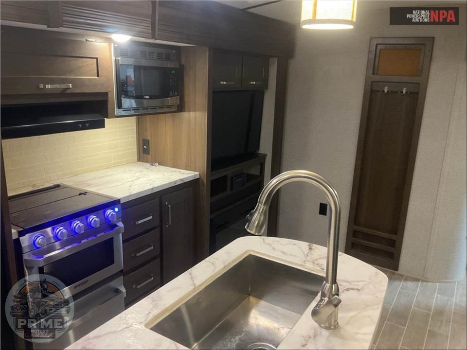 2020 Keystone Rv M-332 BH - LAREDO SERIES — фото 8