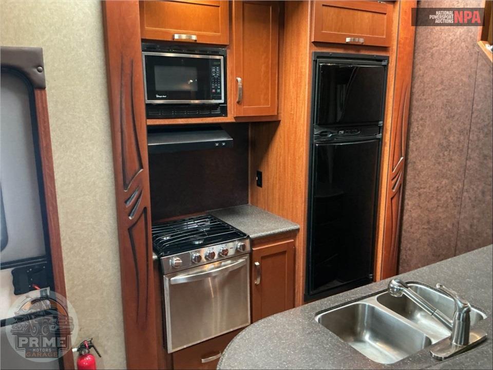 2013 Crossroads Rv M-4012 - ELEVATION TOY HAULER TOY HAULER SERIES — фото 24