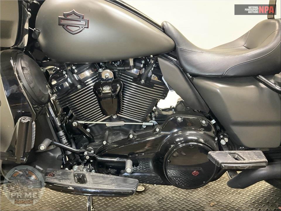 2019 Harley-Davidson FLTRXS ROAD GLIDE SPECIAL — фото 7