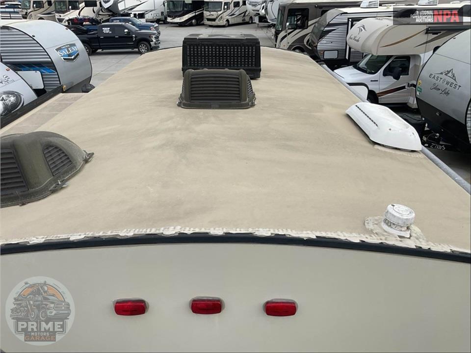 2017 Keystone Rv M-19 FBPR - BULLET PREMIER SERIES — фото 34