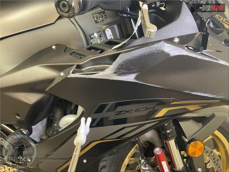 2023 Kawasaki ZX1002MPFAL NINJA ZX-10R — фото 14