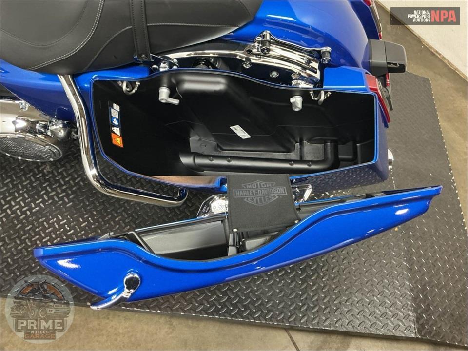 2025 Harley-Davidson FLHX STREET GLIDE — фото 16