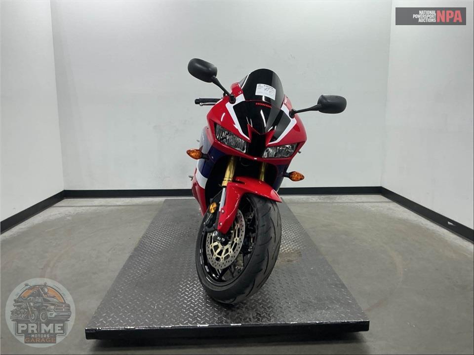 2023 Honda CBR600RR — фото 2