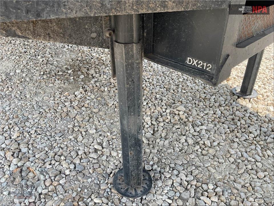 2023 Diamond C Trailers SDX212 — фото 15