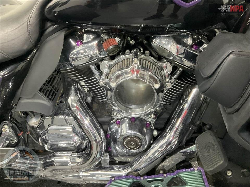 2018 Harley-Davidson FLHTCUTG TRI GLIDE ULTRA — фото 6