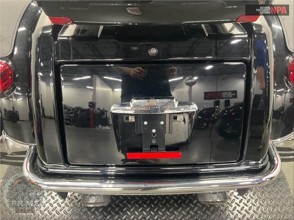 2011 Harley-Davidson FLHTCUTG TRIGLIDE UL CLSC — фото 22