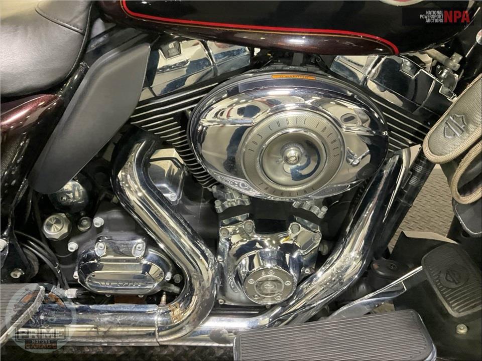 2011 Harley-Davidson FLHTCUTG TRIGLIDE UL CLSC — фото 6