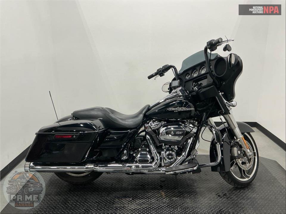 2017 Harley-Davidson FLHX STREET GLIDE — фото 1