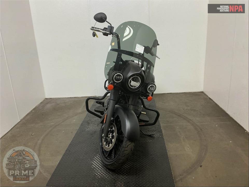 2018 Indian Motorcycle SPRINGFIELD DARK HORSE (THUNDER BLACK) — фото 2