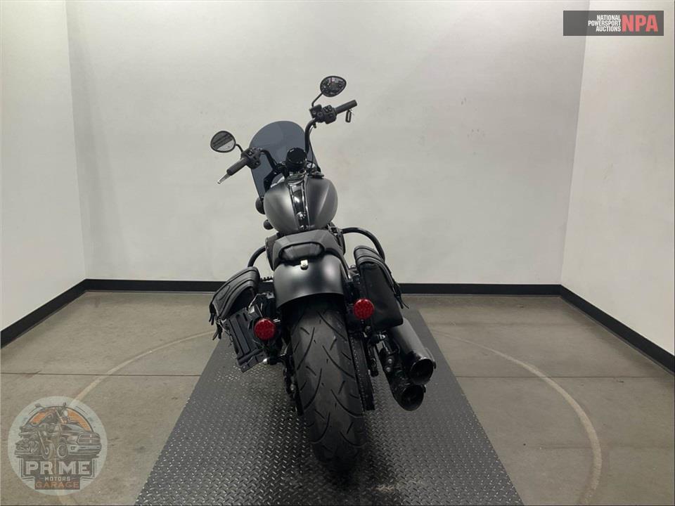 2022 Indian Motorcycle CHIEF BOBBER DARK HORSE — фото 4
