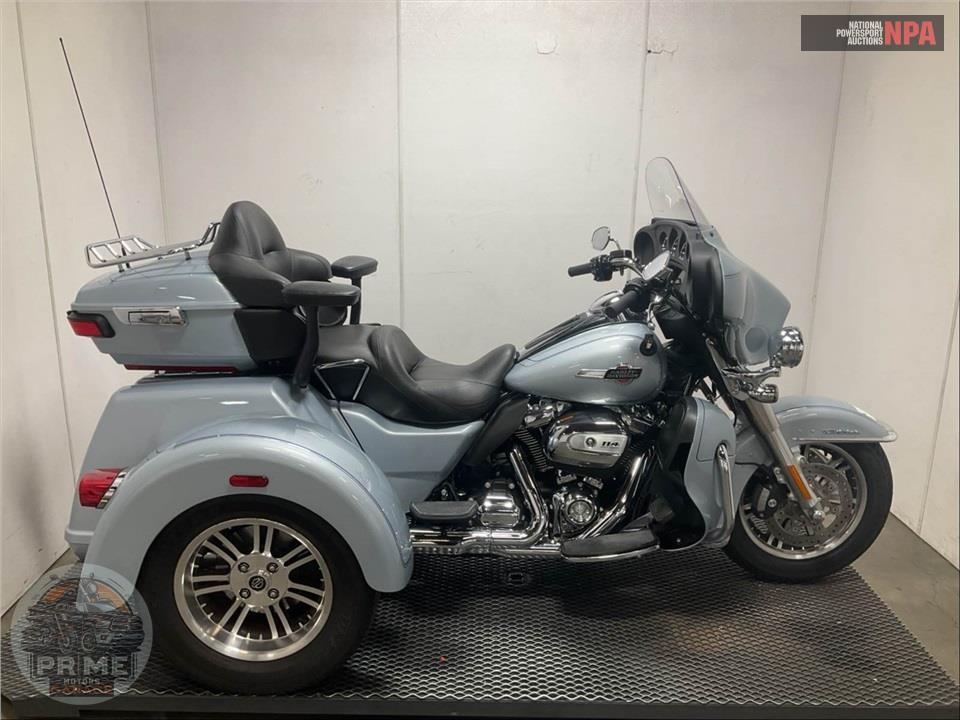 2023 Harley-Davidson FLHTCUTG TRI GLIDE ULTRA CLASSIC — фото 1