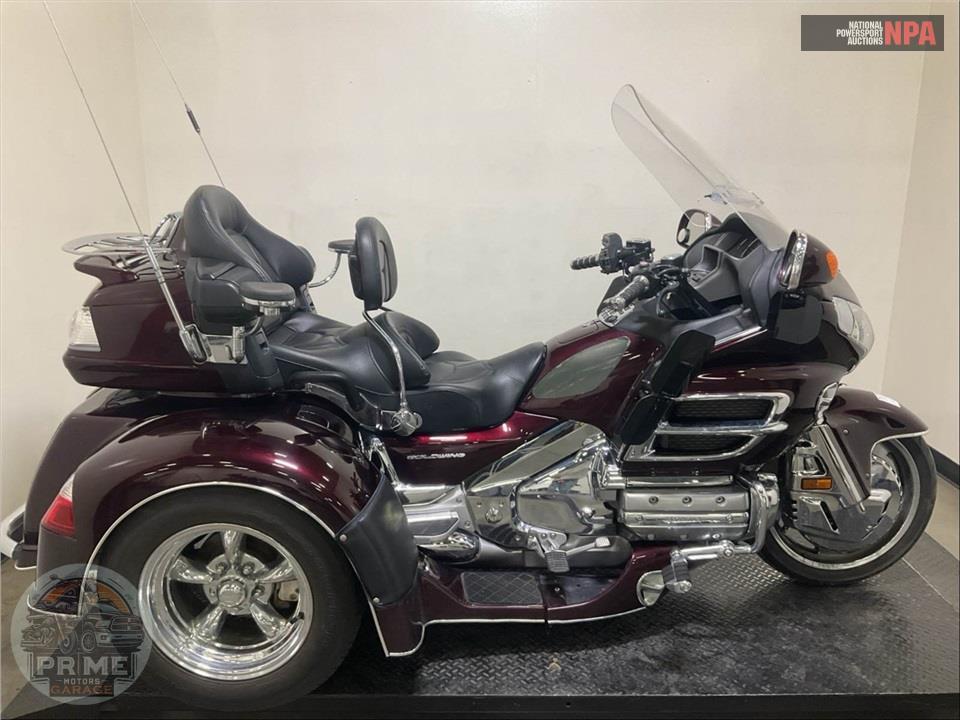 2008 Honda GL1800PM8 GOLDWING — фото 1