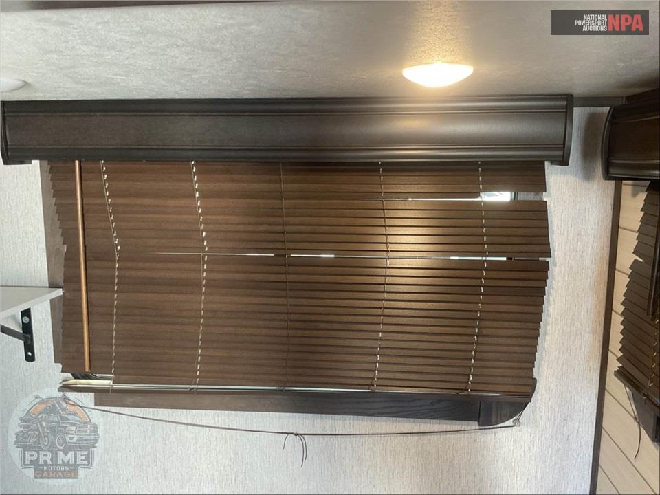 2020 Crossroads Rv M-253 RB - SUNSET TRAIL SUPER LITE SERIES — фото 30