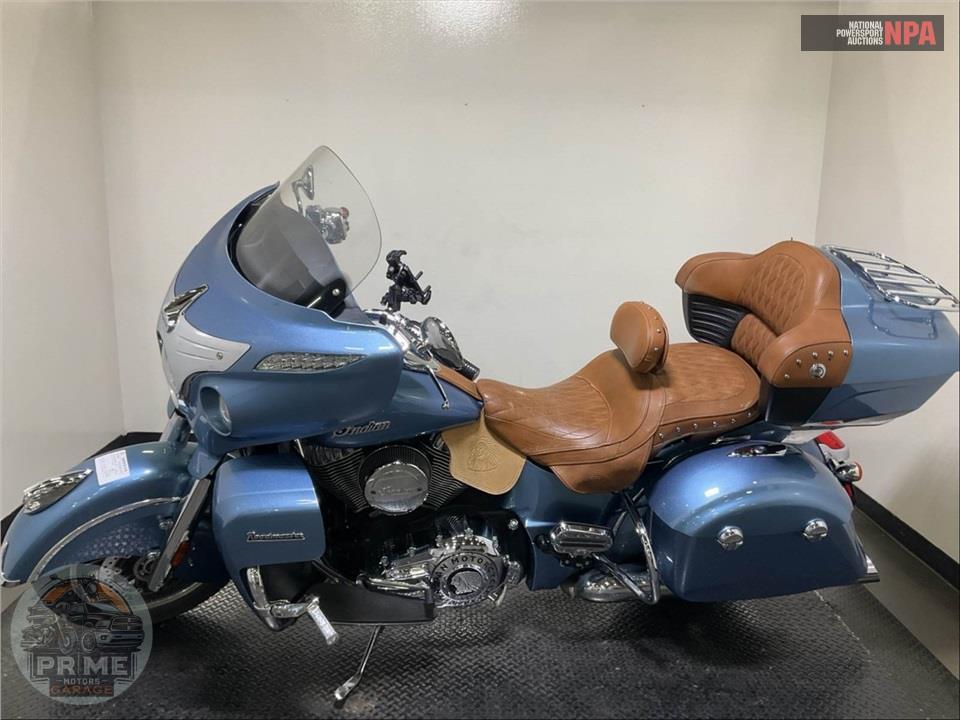 2016 Indian Motorcycle ROADMASTER (TWO-TONE) — фото 3