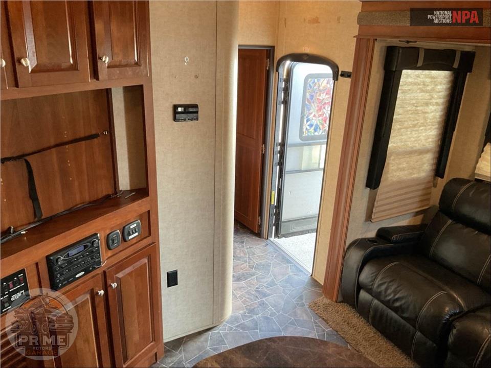 2015 Keystone Rv M-303 - IMPACT TOY HAULER SERIES — фото 8