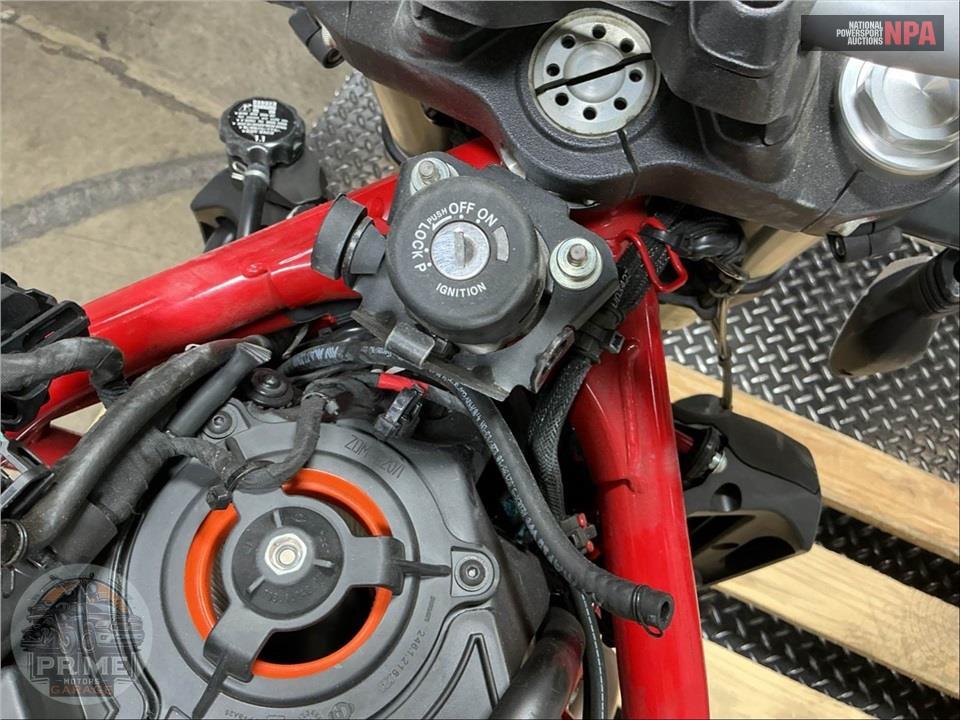 2020 Ducati MONSTER 821 (RED) — фото 12