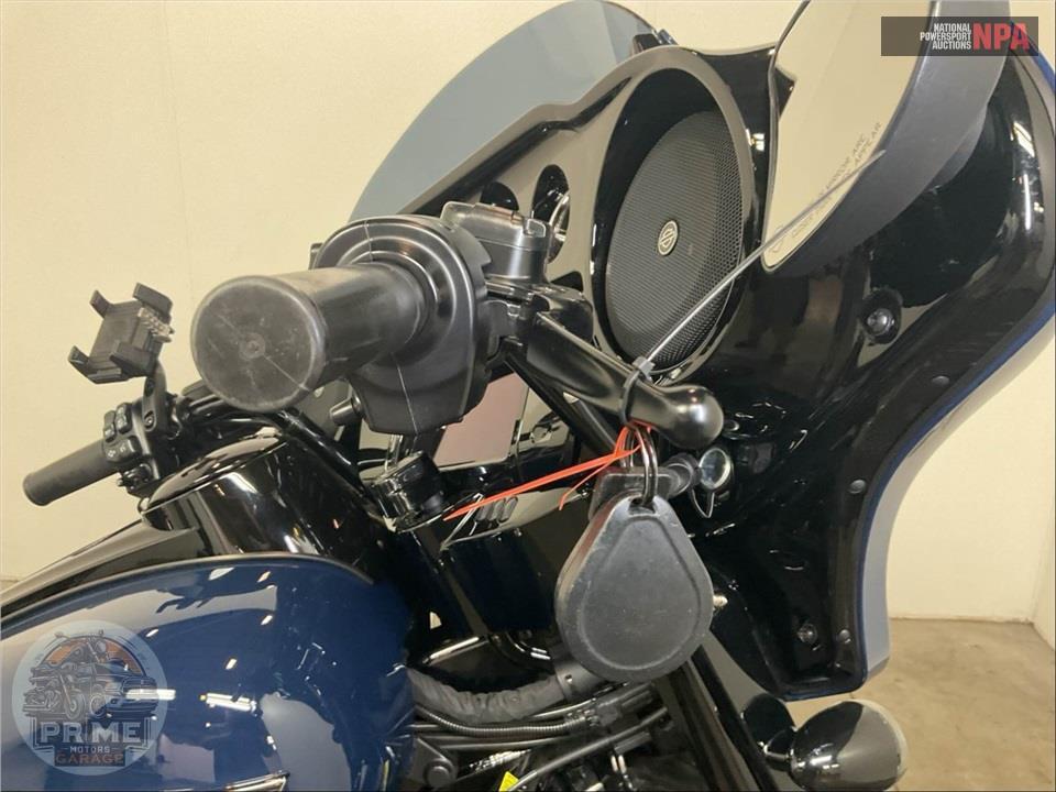 2019 Harley-Davidson FLHXS STREET GLIDE SPECIAL — фото 11