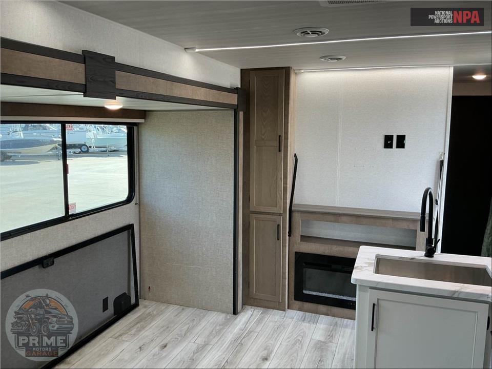 2025 Keystone Rv M-380 DB - SPRINGDALE VILLA SERIES — фото 9