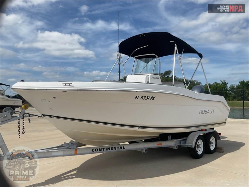 2013 Robalo R200/CC(*) L=21/E-150HP YAMAHA OB — фото 2