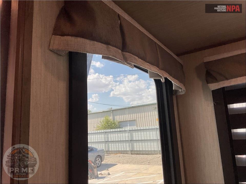 2020 Sabre By Forest River M-36BHQ - FIFTH WHEEL SERIES — фото 32