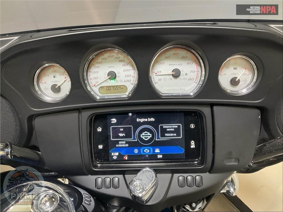 2020 Harley-Davidson FLHX STREET GLIDE — фото 4