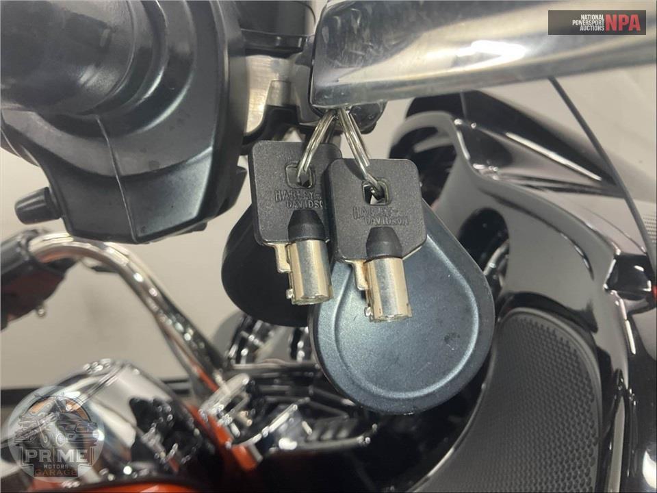 2019 Harley-Davidson FLTRU ROAD GLIDE ULTRA — фото 10