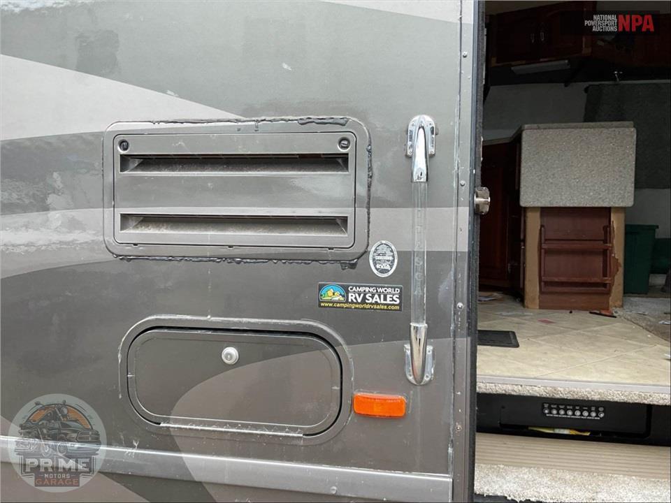 2005 Itasca M-38R-WORKHORSE (**) - SUNCRUISER SERIES — фото 6