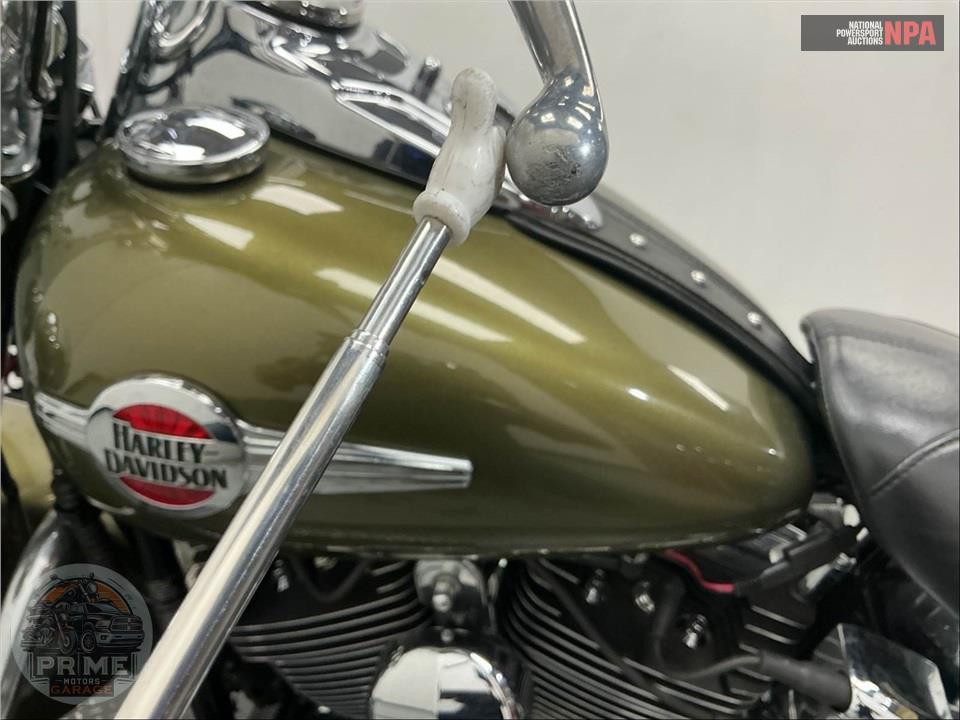 2016 Harley-Davidson FLSTC HERITAGE SOFTAIL CLASSIC — фото 31
