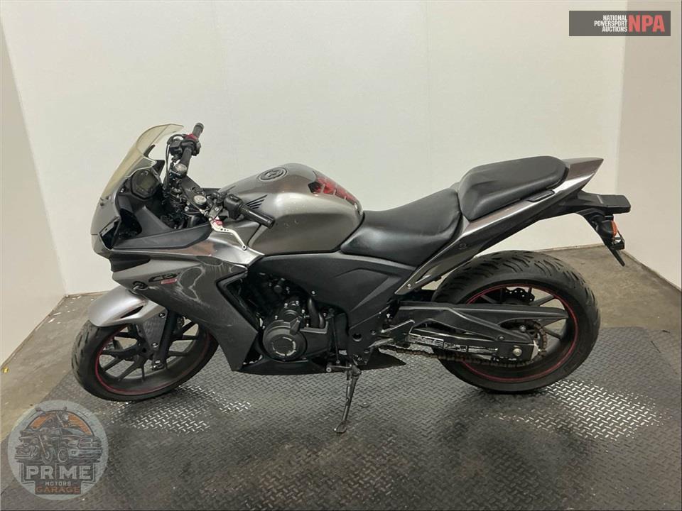 2015 Honda CBR500RF — фото 3