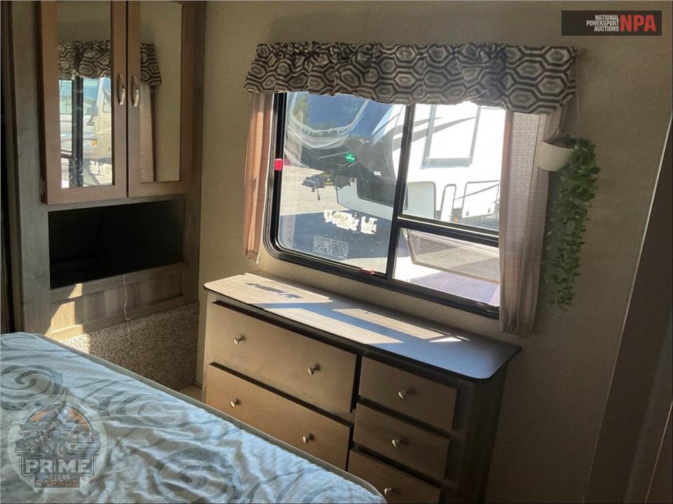 2018 Keystone Rv M-29 BH - SPRINTER CAMPFIRE EDITION SERIES — фото 15