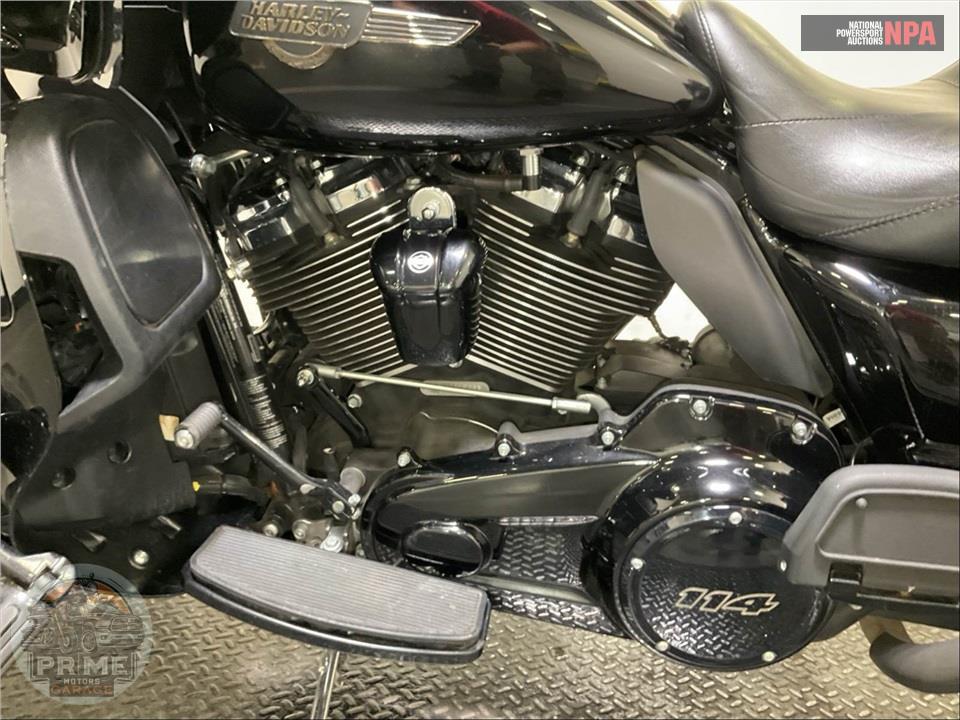 2023 Harley-Davidson FLTRK ROAD GLIDE LIMITED — фото 7