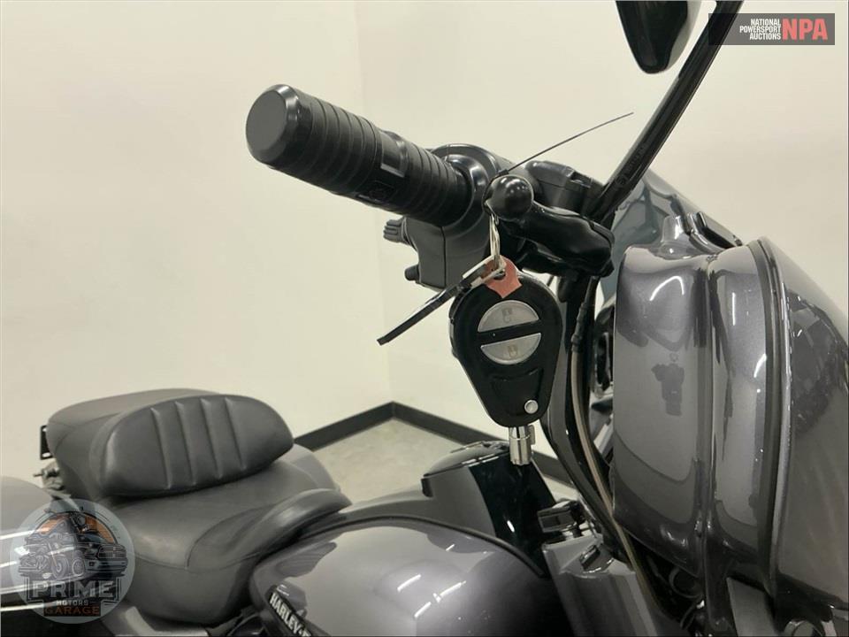 2020 Harley-Davidson FLHTKSE CVO LIMITED — фото 10