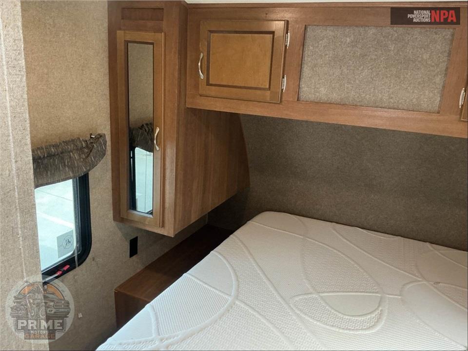 2018 Coachmen By Forest River M-26 TH - CATALINA TRAIL BLAZER TOY HAULER SERIES — фото 15