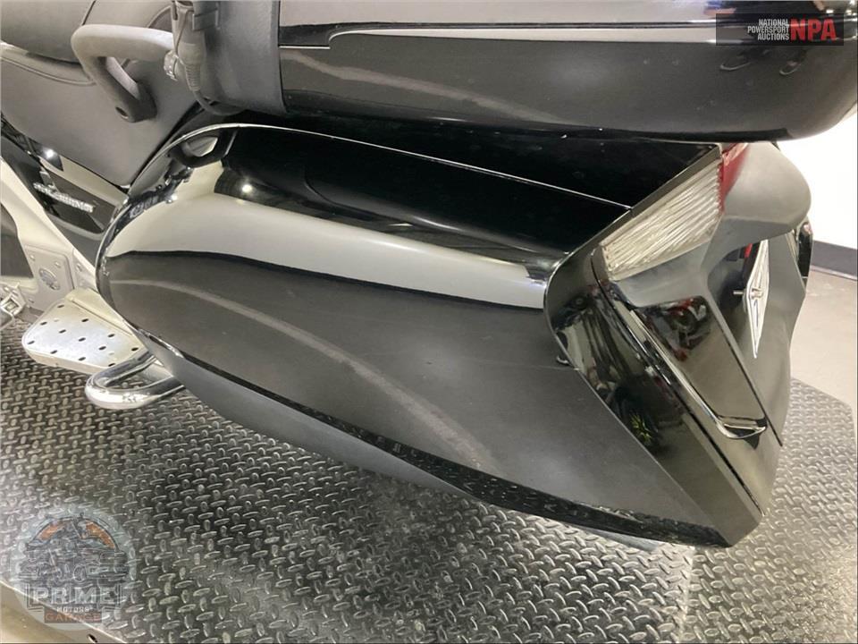 2015 Honda GL18HPMF GOLDWING — фото 32