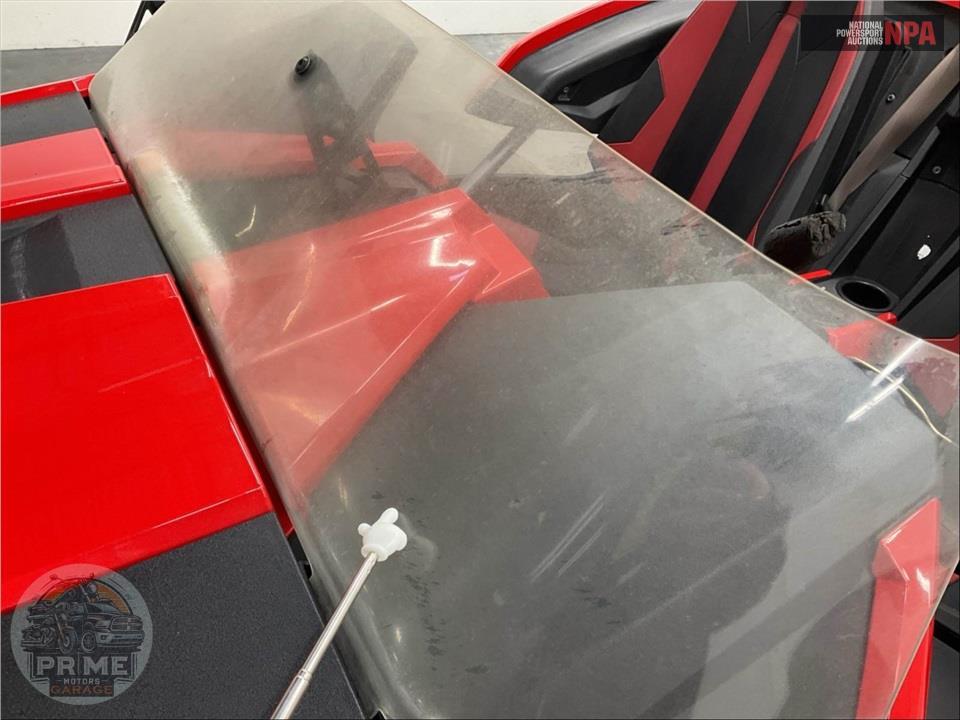 2015 Polaris SLINGSHOT SL — фото 13