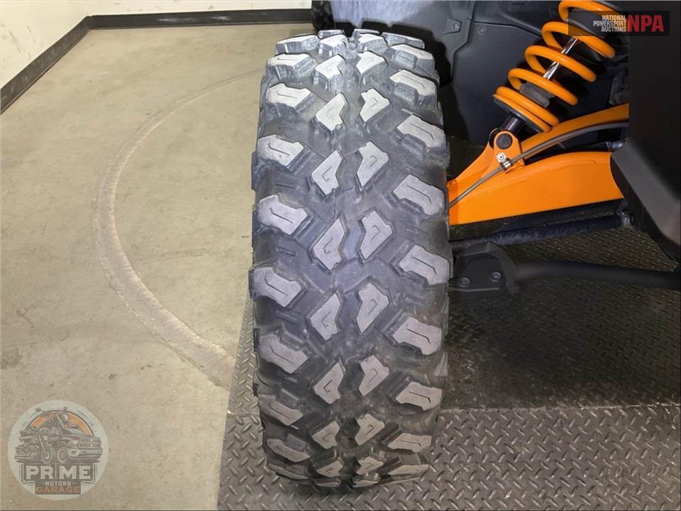 2025 Can-Am COMMANDER MAX XT-P 1000R — фото 17