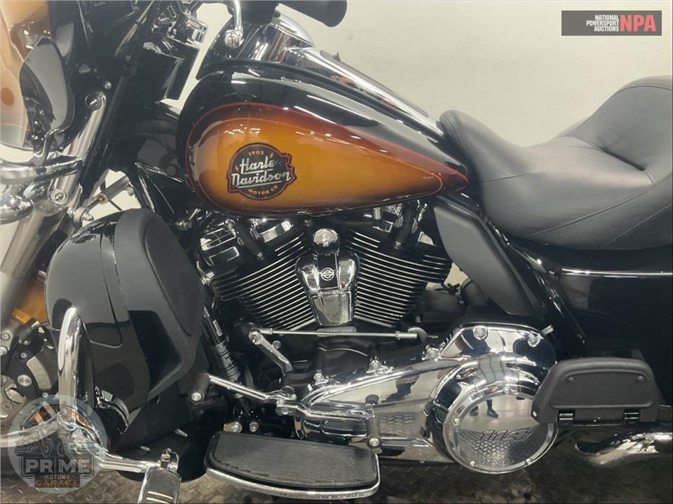 2024 Harley-Davidson FLHTCUTG TRI GLIDE ULTRA CLASSIC — фото 7