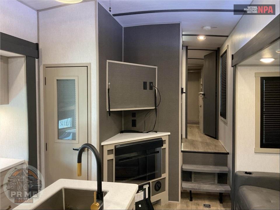 2024 Wildwood By Forest River M-375FAM - HERITAGE GLEN FIFTH WHEEL SERIES — фото 7