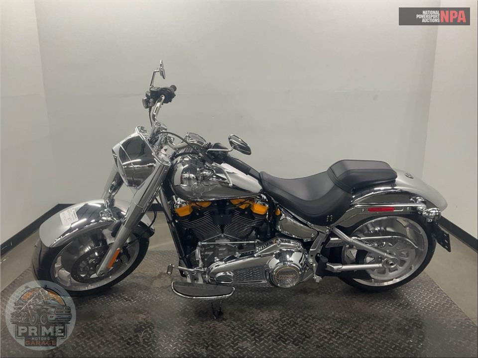 2025 Harley-Davidson FLSTFI SOFTAIL FAT BOY GRAY GHOST — фото 3