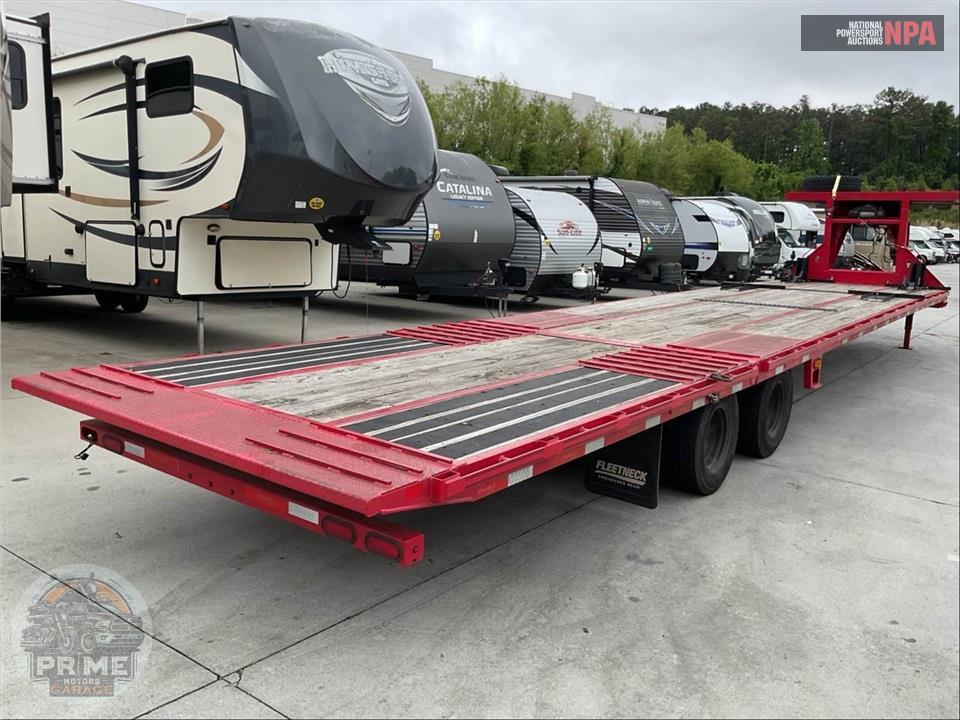 2022 Diamond C Trailers FMAX210 — фото 4