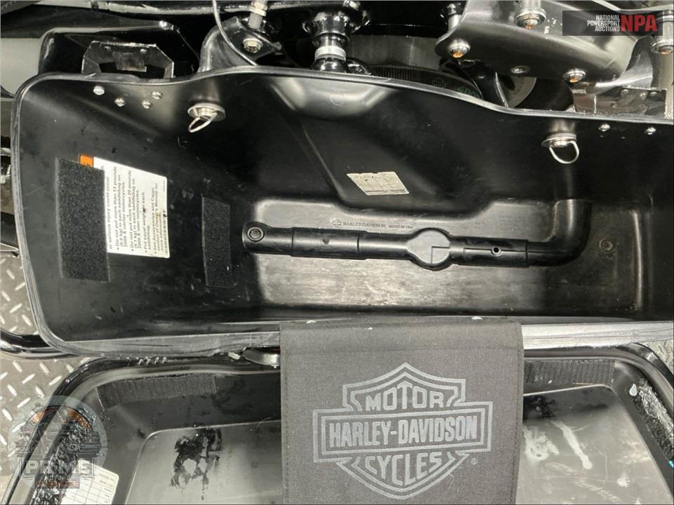2013 Harley-Davidson FLHR ROAD KING — фото 20