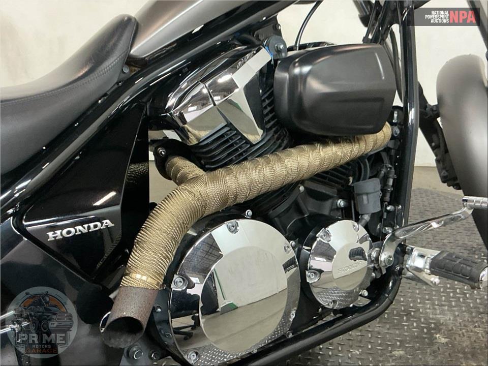 2016 Honda VT13CXG FURY — фото 11