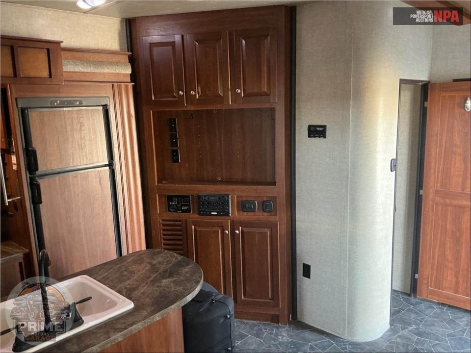 2015 Keystone Rv M-303 - IMPACT TOY HAULER SERIES — фото 6