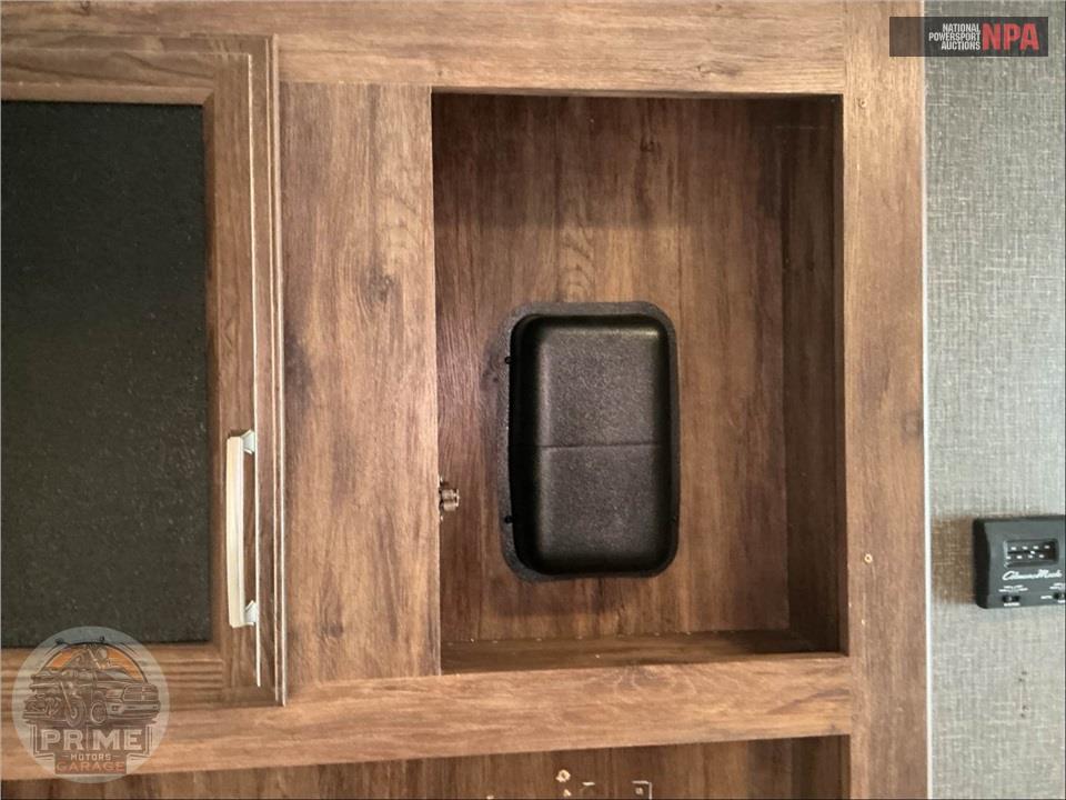2015 Keystone Rv M-32 ROB - COUGAR X-LITE SERIES — фото 26
