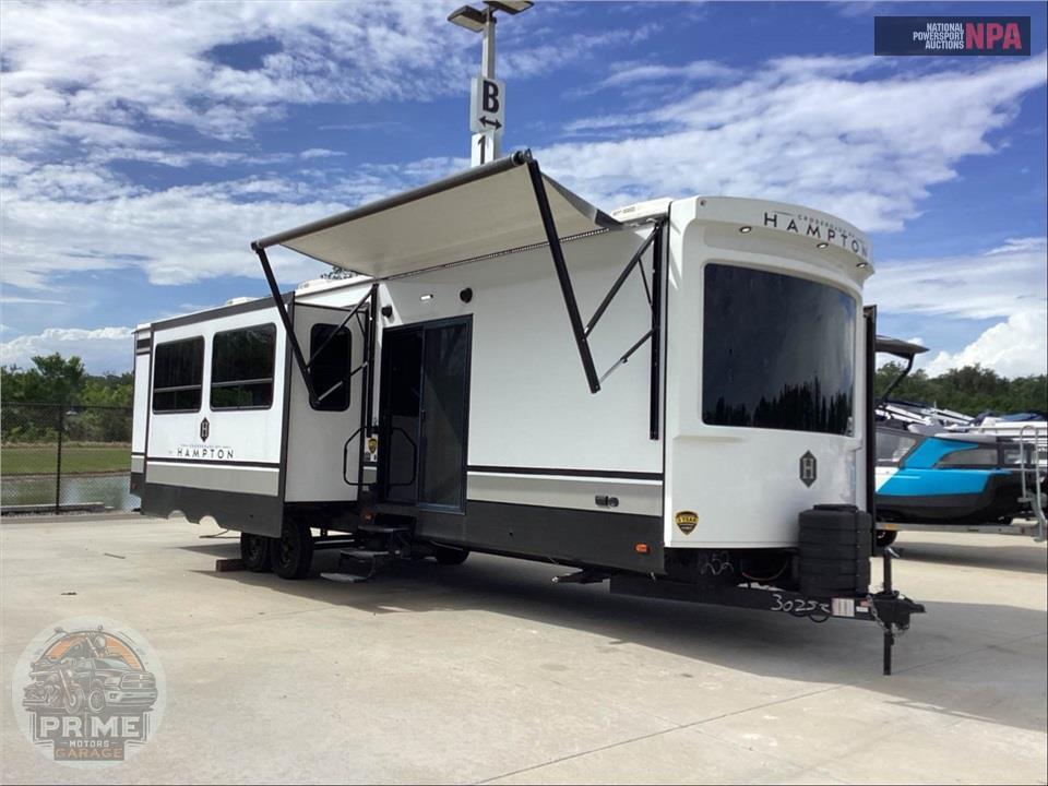 2024 Crossroads Rv M-378 DBB - HAMPTON SERIES — фото 1