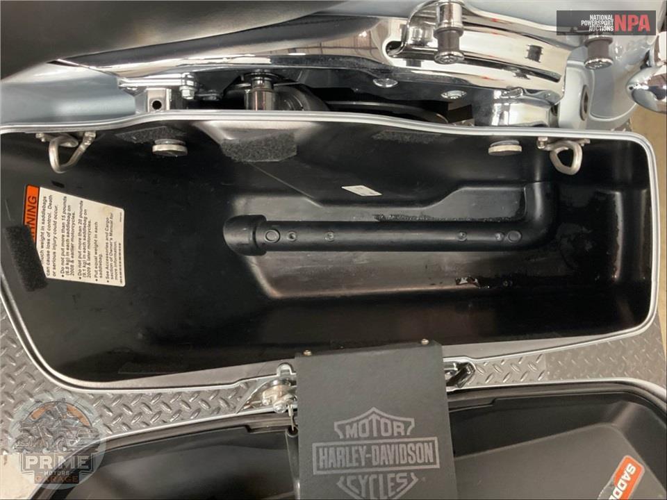 2023 Harley-Davidson FLHX STREET GLIDE — фото 19