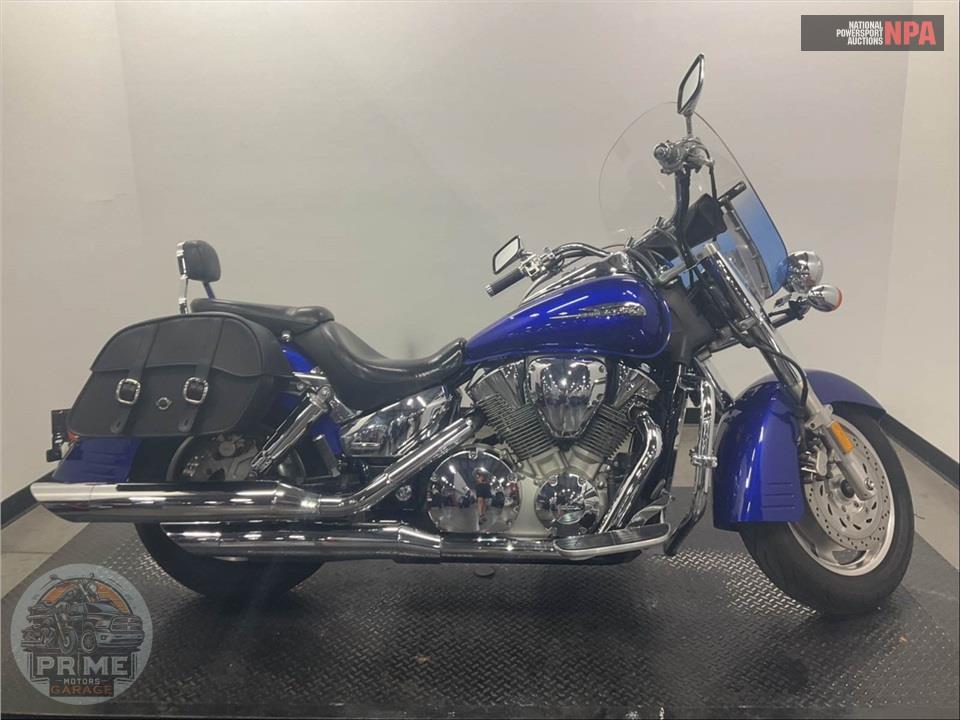 2006 HONDA VTX1300R6