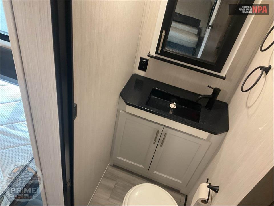 2024 Cedar Creek M-380MUD - FIFTH WHEEL SERIES — фото 20