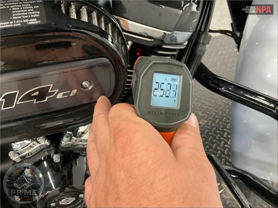 2023 Harley-Davidson FLTRXS ROAD GLIDE SPECIAL — фото 8