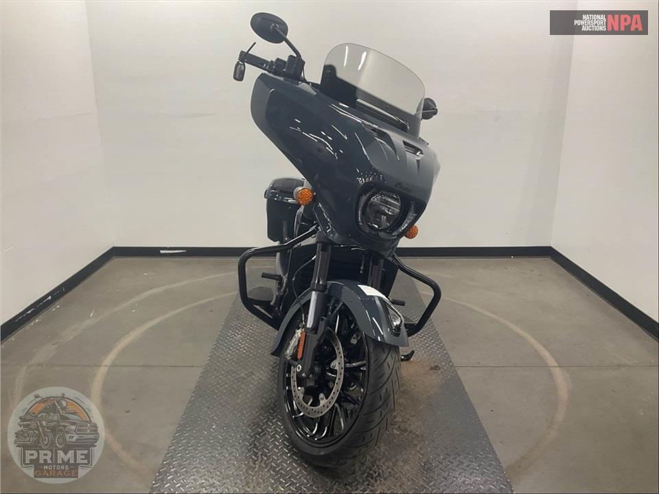 2025 Indian Motorcycle CHIEFTAIN POWERPLUS DARK HORSE WITH 112 AND POWERBAND AUDIO PACKAGE — фото 2